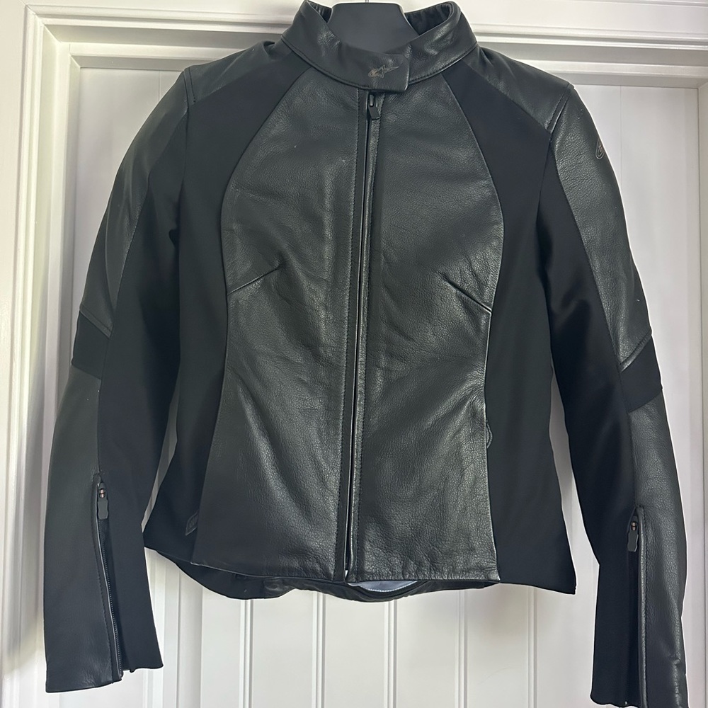 Barely Used Alpinestars Vika V2 Women’s Jacket in Size EU 44/US 8